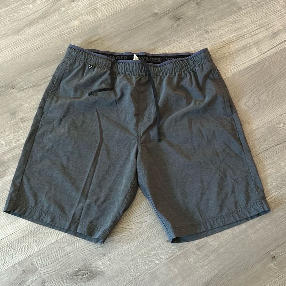 VOYAGER | Men's Performance Travel Pull- on Active Stretch Zipper Pocket Short